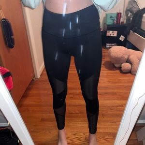 Black leggings